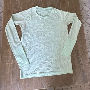 Lululemon Swiftly Shirt - Mint green - Size 12
